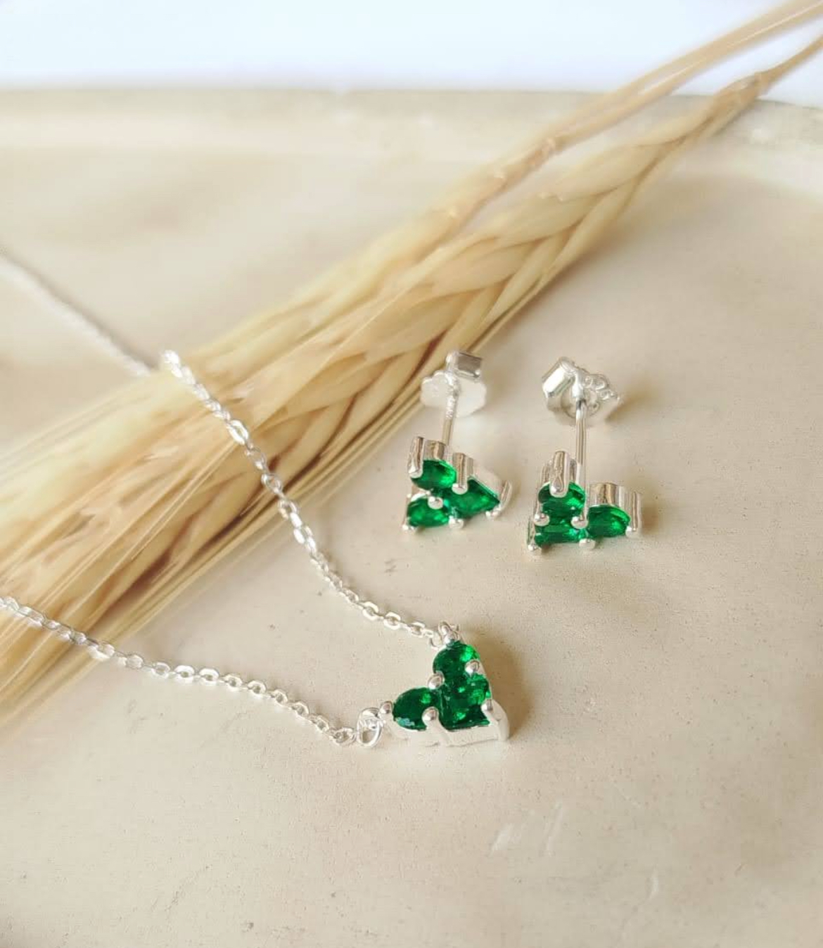 CONJUNTO COLAR +BRINCO EM ZIRCONIA VERDE 