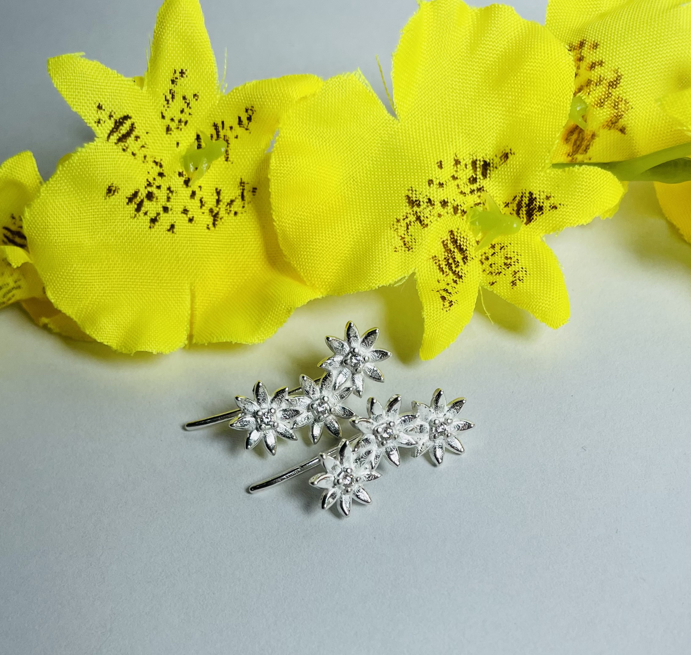Brinco 3 em 1 flores e Zircônias Prata 925 - miniatura 1